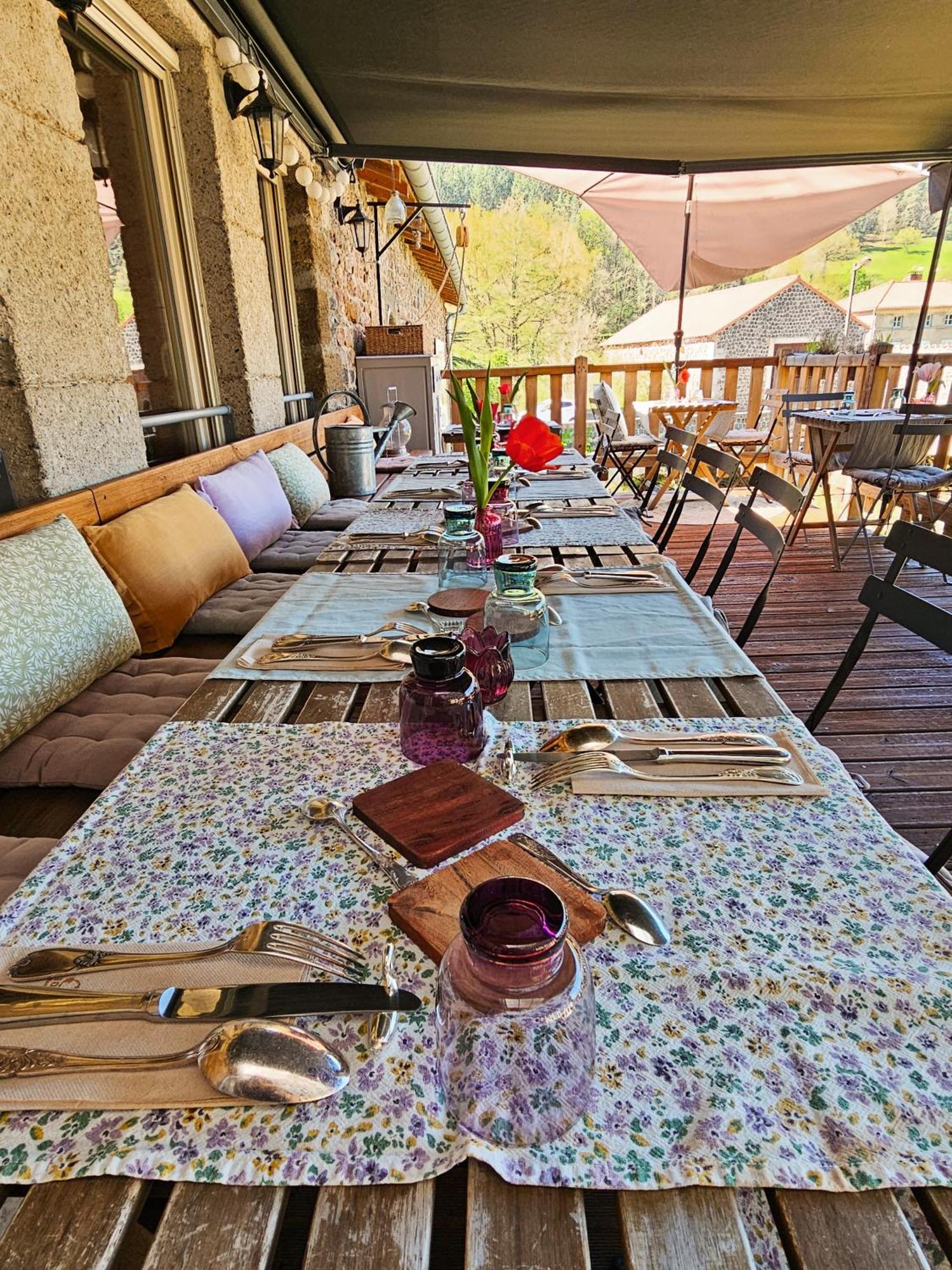 Auberge de Chanteuges Exterior foto